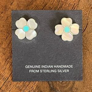 Handmade sterling silver flower post earrings NWT